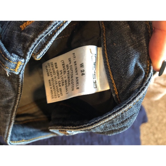 Joe’s Jeans Skinny Ankle Jeans - Picture 3 of 3